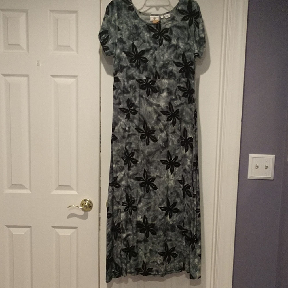 Perfect summer dress for a night under the stars